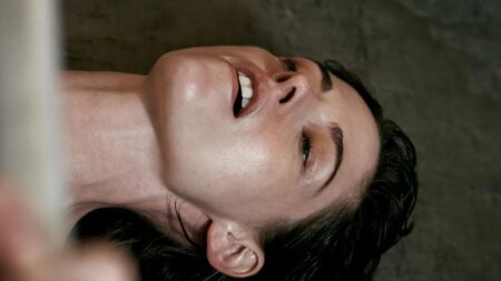 Kristen Stewart nella cover hot di Rolling Stone: fa tutto da sola Kristen Stewart