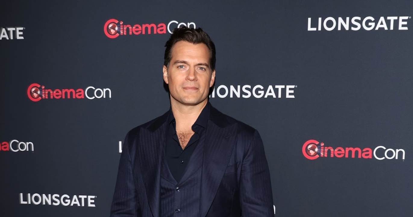 Henry Cavill sul palco del CinemaCon 2024.