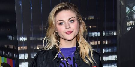 Frances Bean Cobain, ecco com’è oggi la figlia di Kurt e cosa fa nella vita Frances Bean Cobain