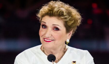 Mara Maionchi: quali cantanti ha lanciato nella sua carriera, da Ferro a Mango Mara Maionchi