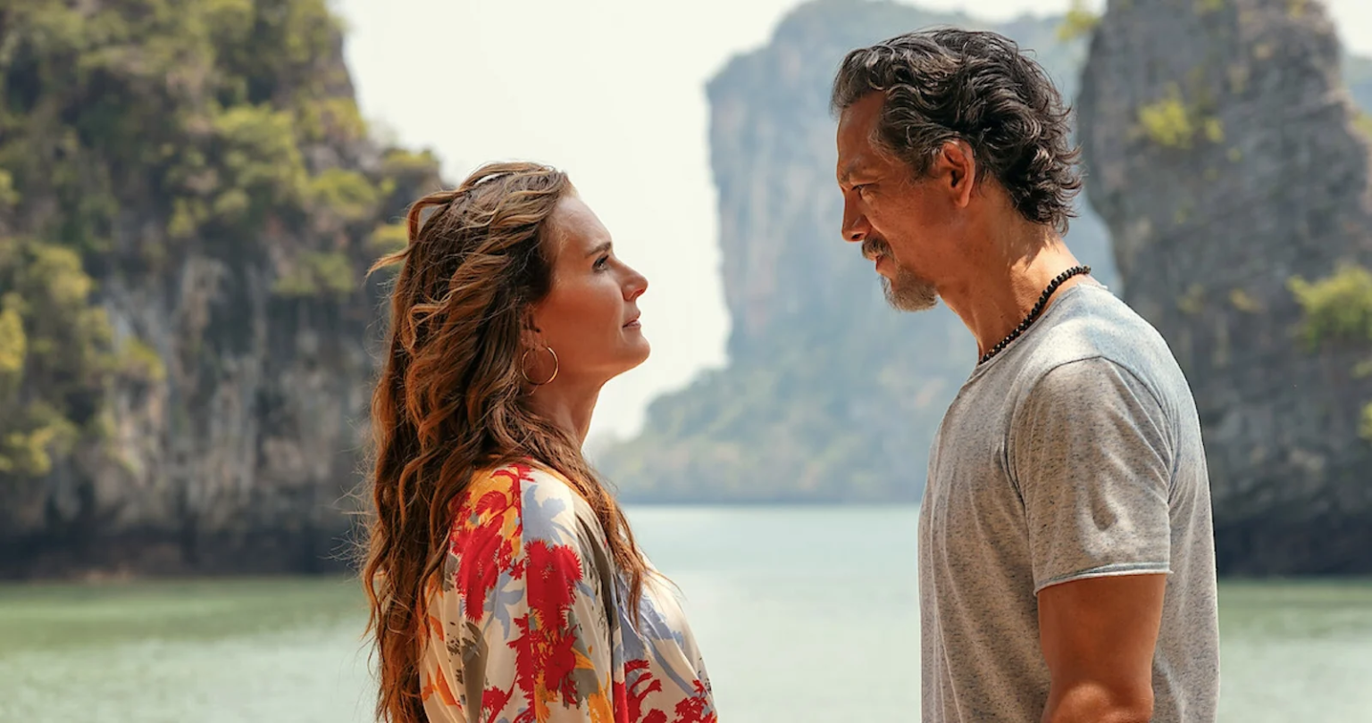 La madre della sposa, Brooke Shields rincontra il suo primo amore nel trailer della commedia Netflix Brooke Shields e Benjamin Bratt nel trailer de La madre della sposa.