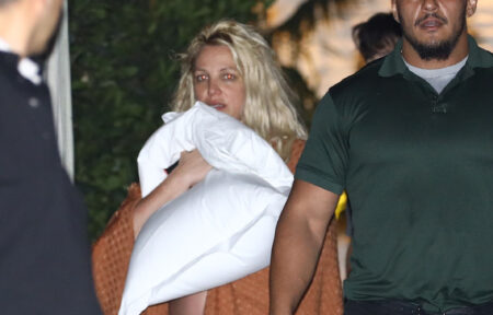 Britney Spears fuori dal Marmont Hotel