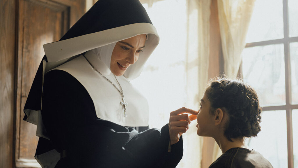 Una scena de L'arte della gioia (fonte: Sky)