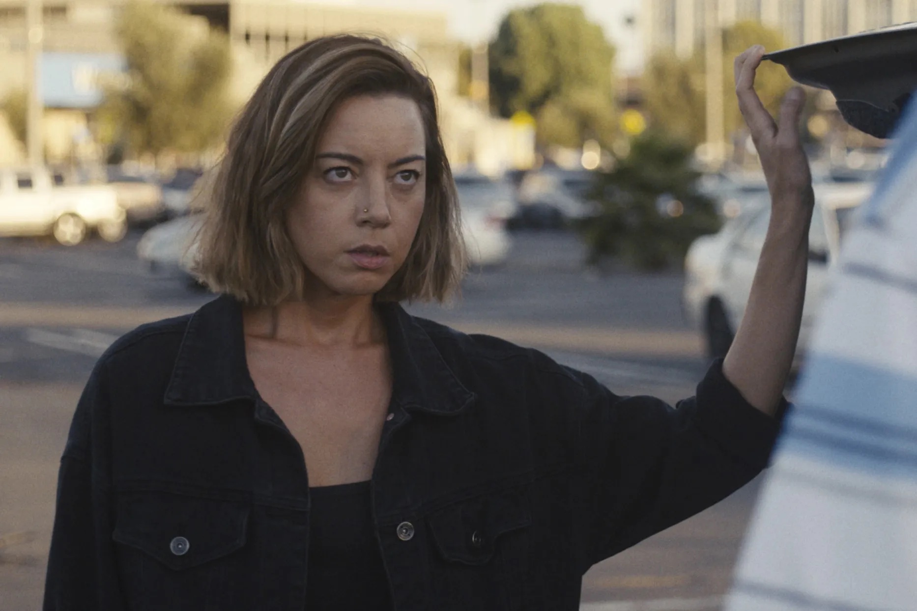 Aubrey Plaza è la protagonista de I crimini di Emily.