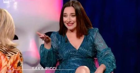 Sara Ricci e Kim Rossi Stuart: una storia mai nata, tra imbarazzi e fughe Sara Ricci a Storie di donne al bivio