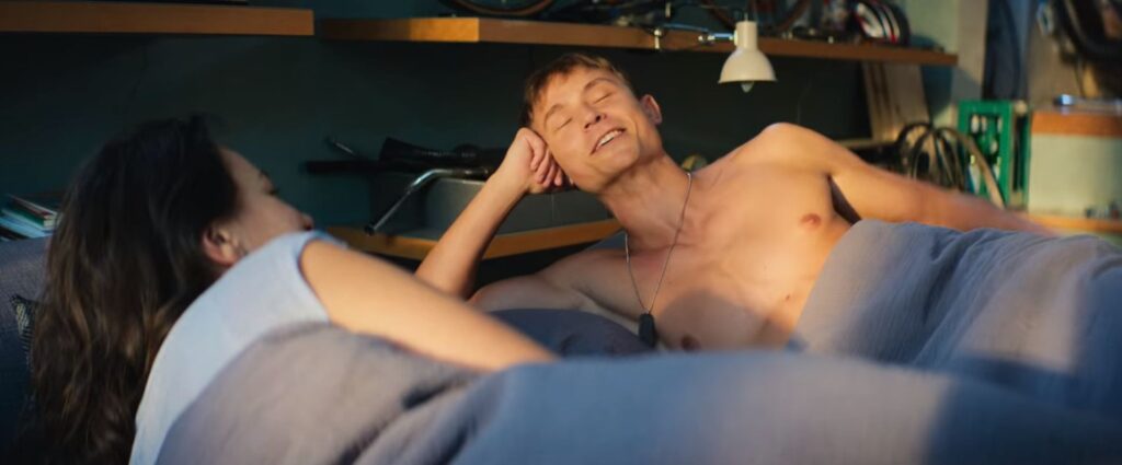 Come finisce il film Blame the Game: un fine serata nella tana della tigre I due protagonisti di Blame the Game