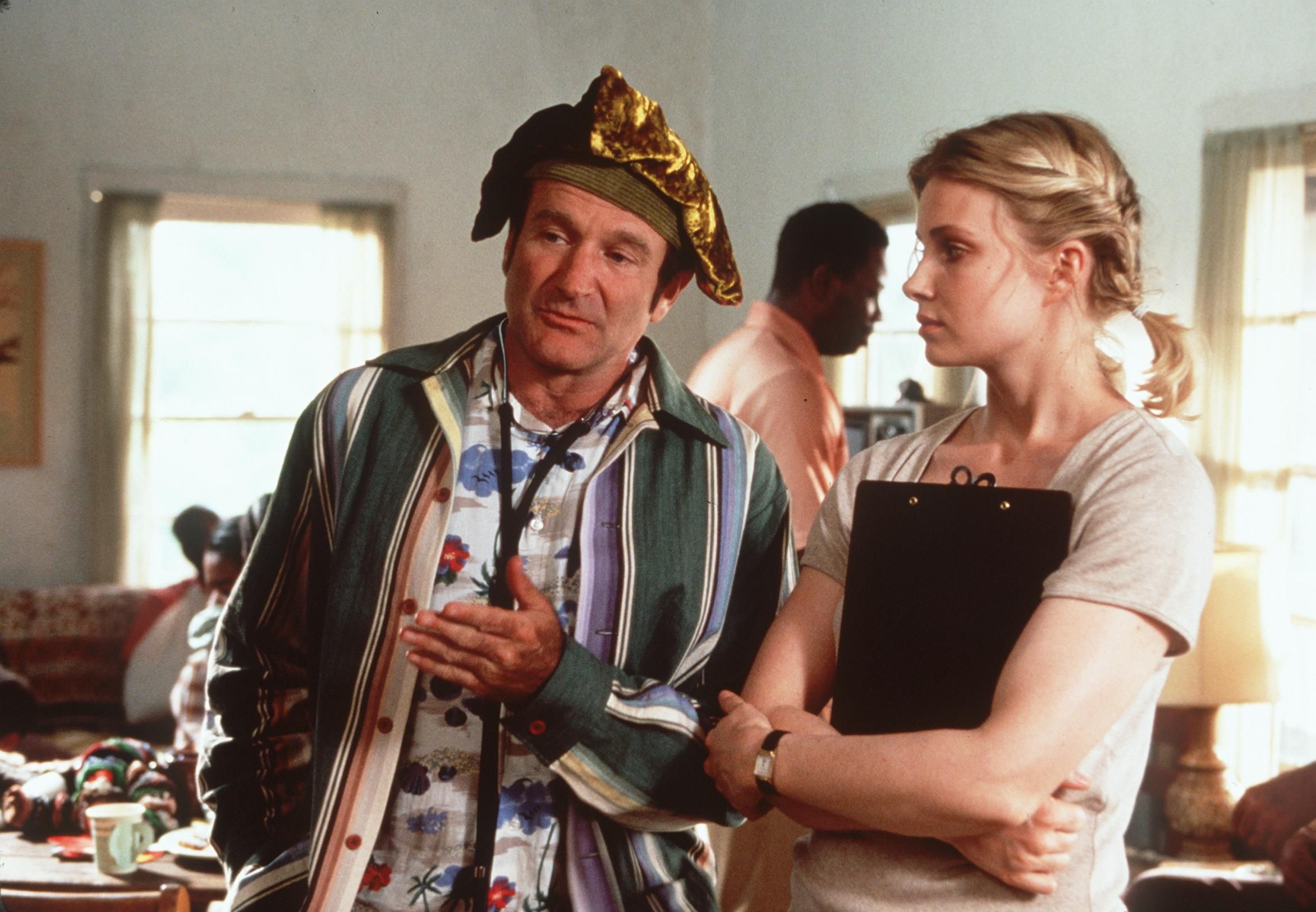 Robin Williams e Monica Potter in Patch Adams