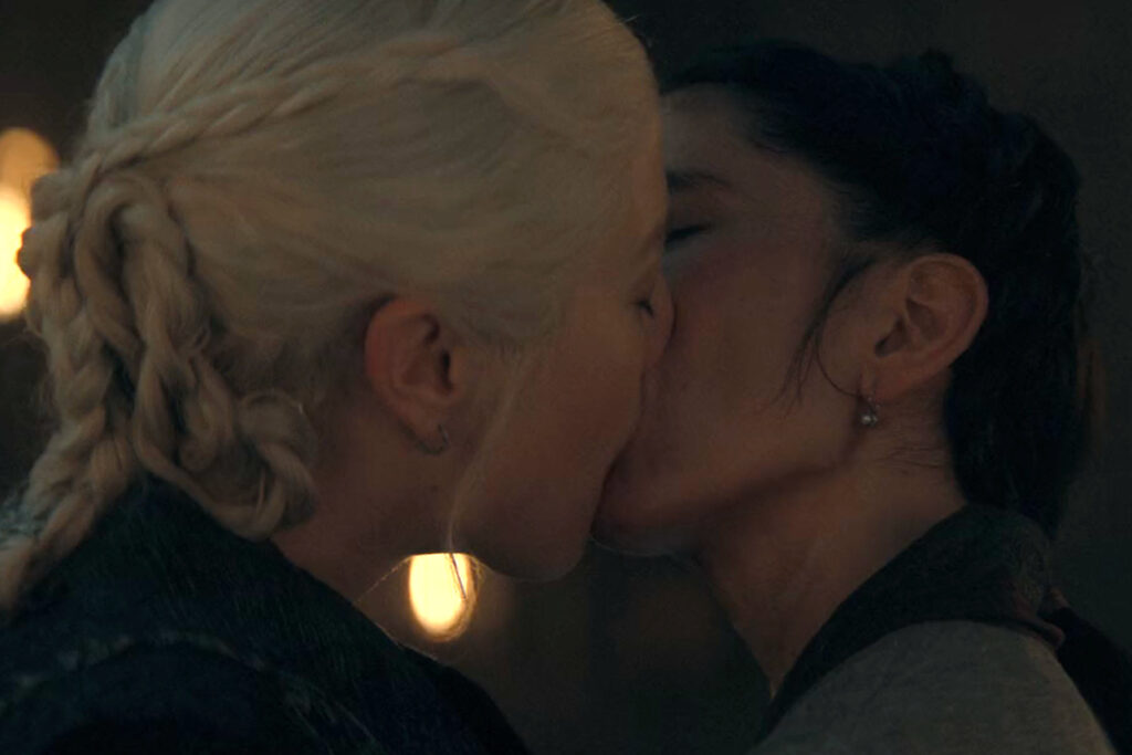 Il bacio tra Mysaria e Rhaenyra in House Of The Dragon [HBO]