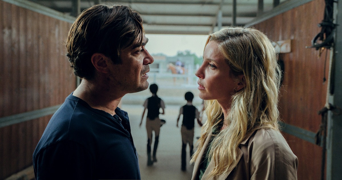Riccardo Scamarcio e Annabelle Wallis in Svaniti nella notte