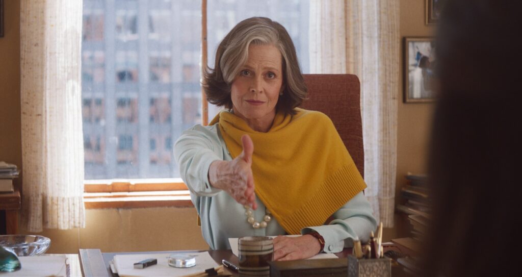 Sigourney Weaver nel film Il mio anno con Salinger