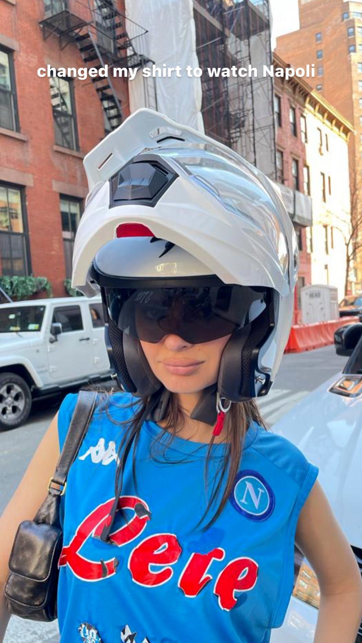 Emrata con la maglia del Napoli