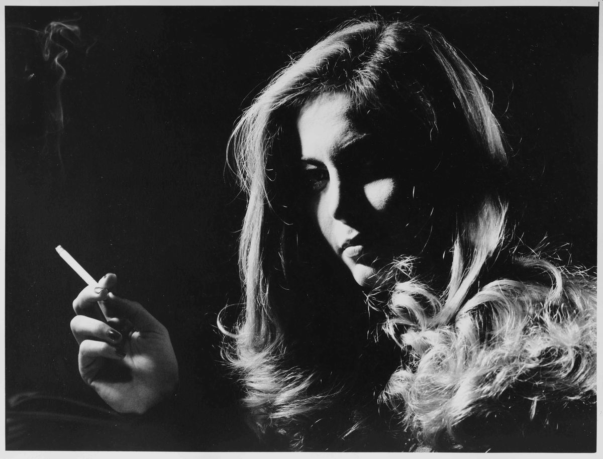 Moana Pozzi in una foto in bianco e nero