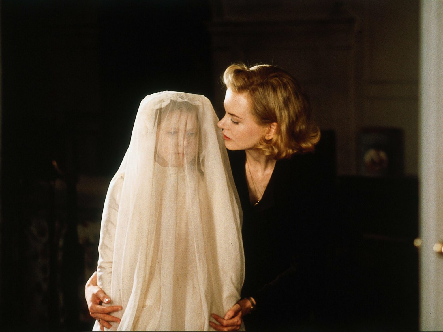 Nicole Kidman in The Others (fonte: Dimension Film)