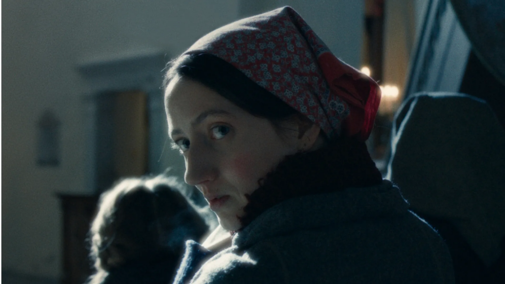 Oscar 2025, Vermiglio è il film italiano in corsa per una candidatura Martina Scrinzi in una scena di Vermiglio. Fonte: Lucky Red.