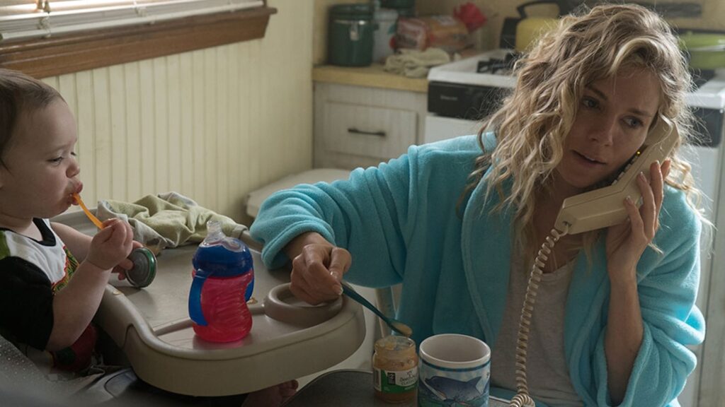 Una scena del film American Woman