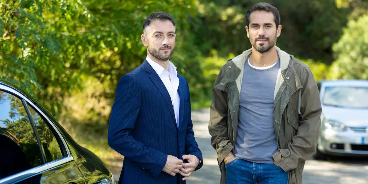 Costabile (Antonio Fiore) e Gennaro (Carlo Caracciolo) in Un posto al sole