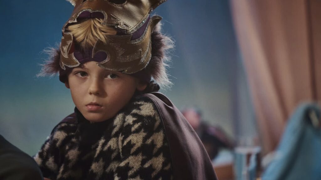 Frame dal film Let Go