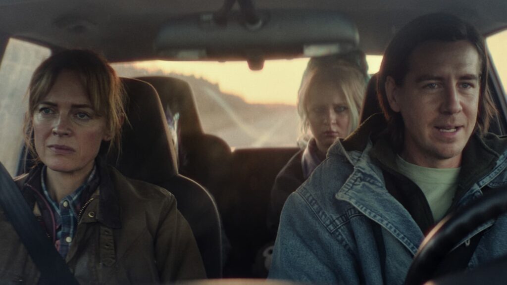 Una scena del film Let go