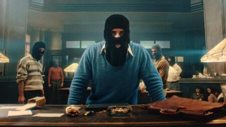 Frame dalla serie Rapina al Banco Central