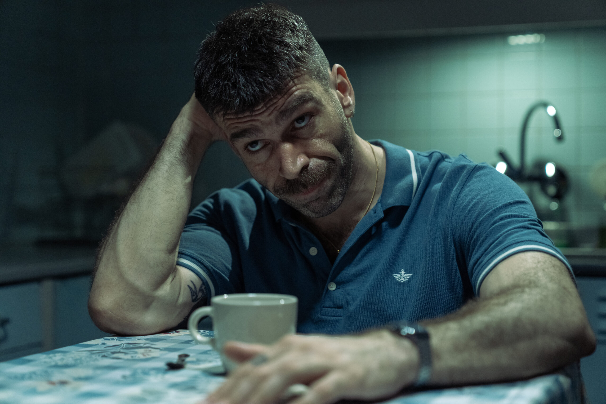 Una scena di Siviglia 1992 (fonte: Netflix)