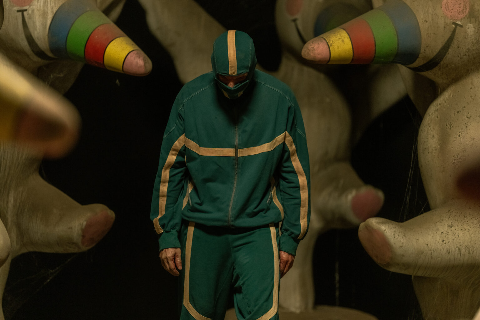 Una scena di Siviglia 1992 (fonte: Netflix)