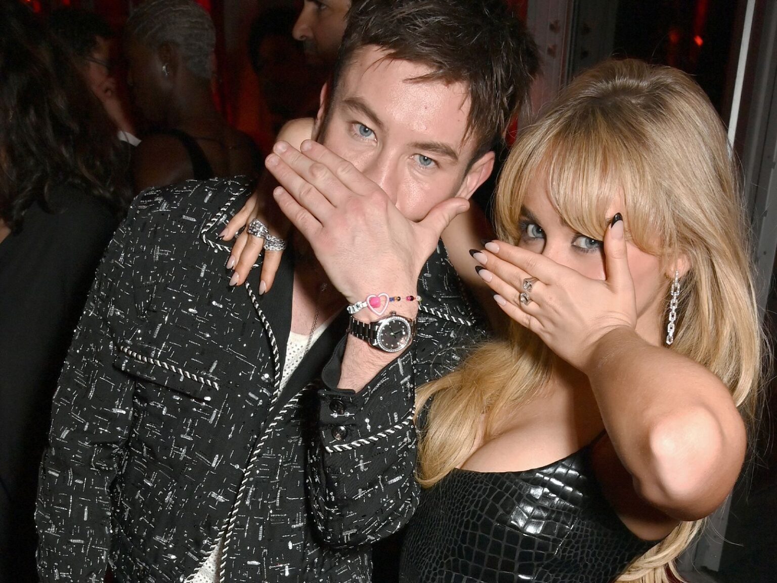 Perché Barry Keoghan ha disattivato Instagram (c’entra Sabrina Carpenter) Barry Keoghan e Sabrina Carpenter