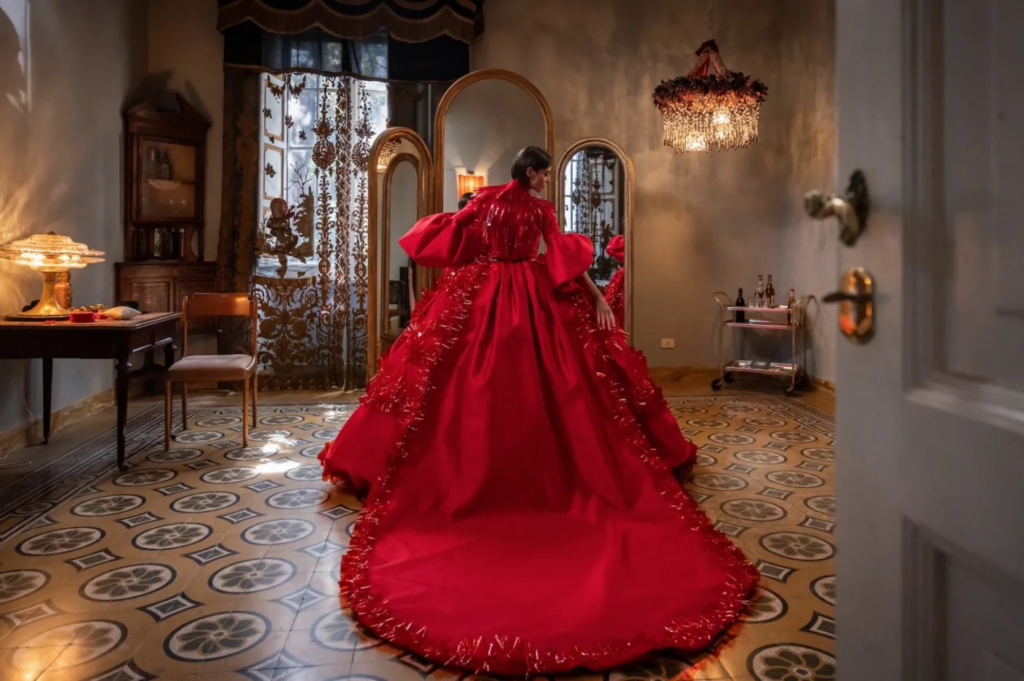 Diamanti, la spiegazione del finale: un omaggio alla vita, all’arte, alle donne Un'immagine del film Diamanti. Fonte: Vision Distribution.