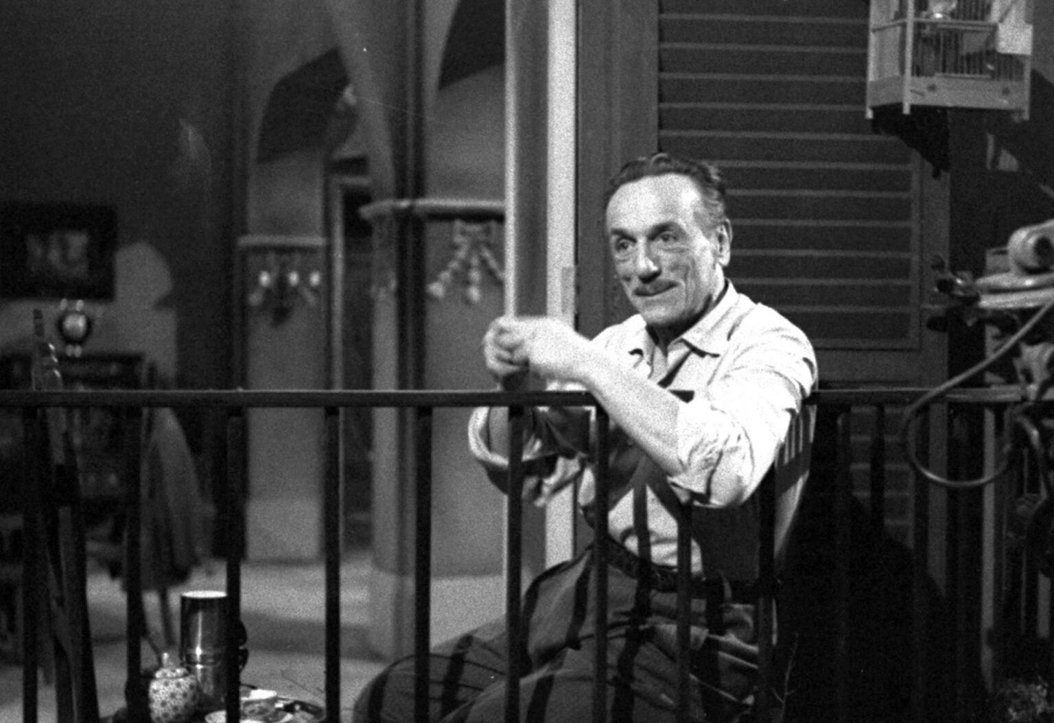 Eduardo De Filippo in Questi fantasmi