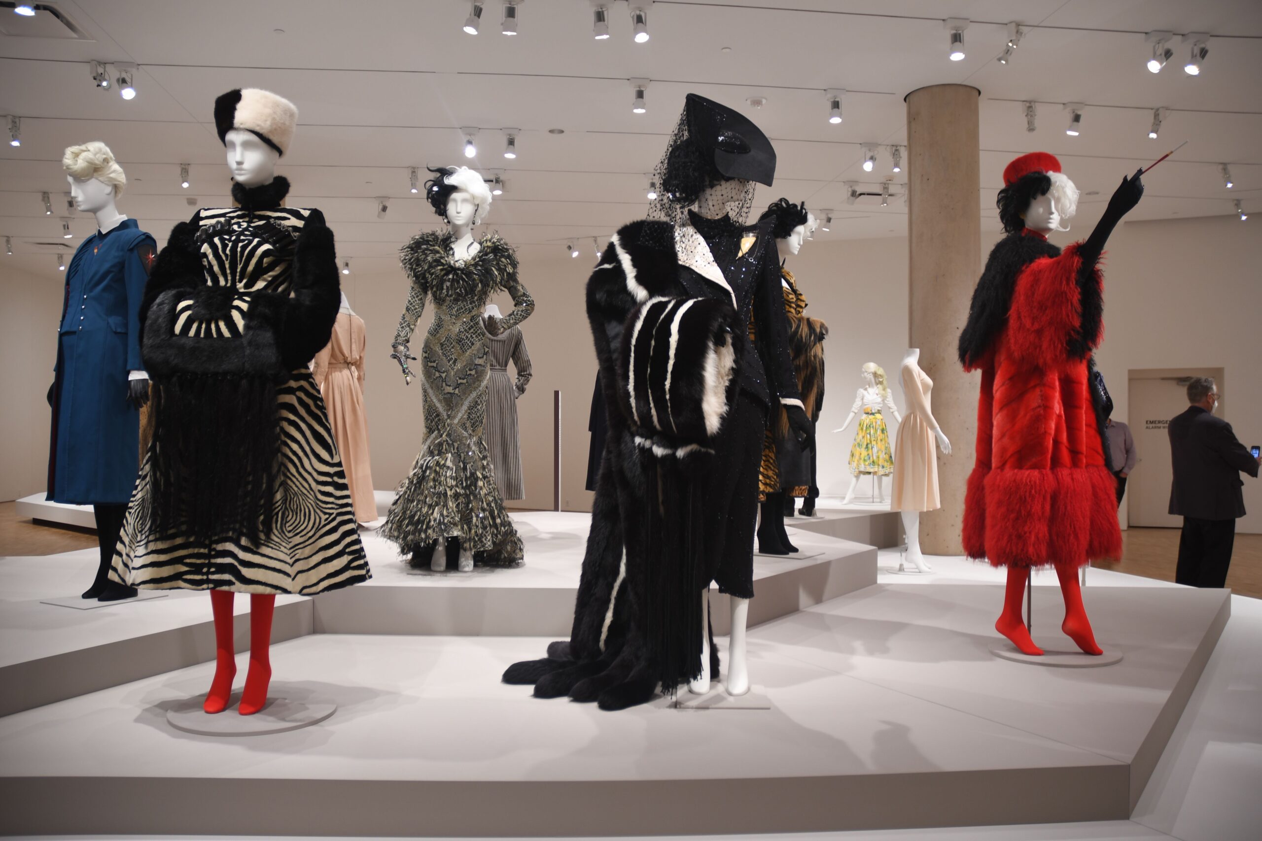 I costumi di Glenn Close da La carica dei 101