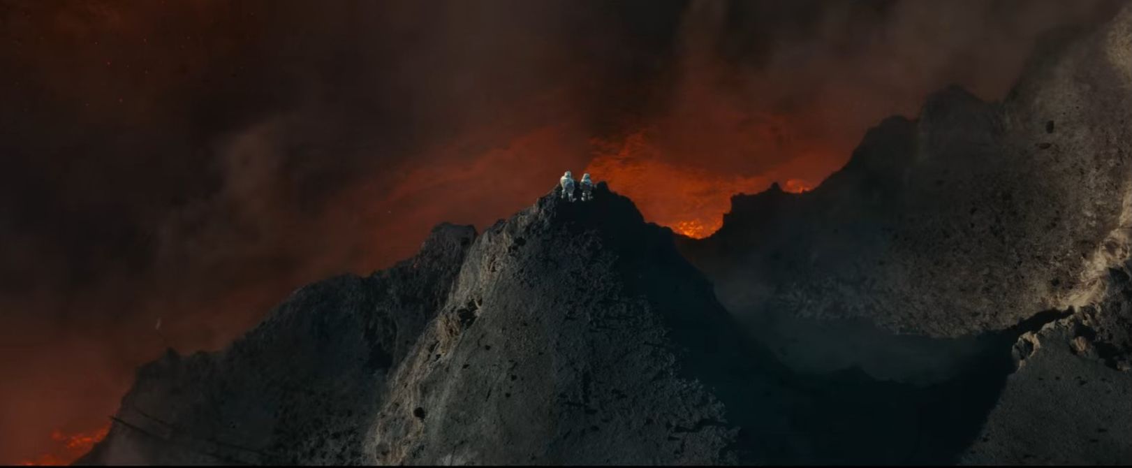 Il vulcano in eruzione in una scena de La Palma