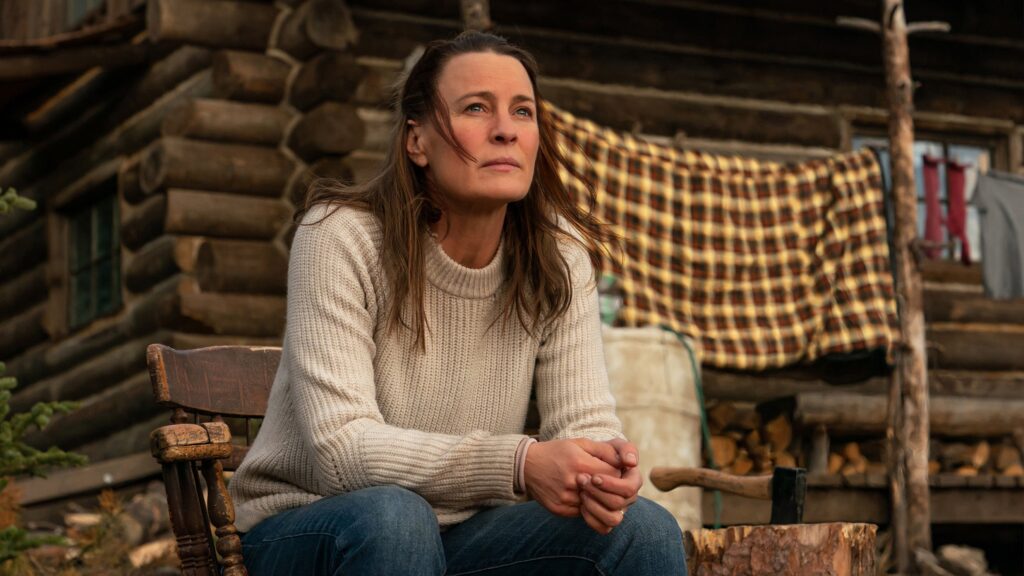 Robin Wright in una scena di Land (2021)