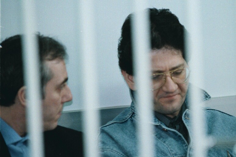 Roberto (a sx) e Fabio Savi in tribunale