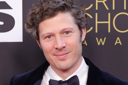 Zach Gilford in ospedale col viso gonfio: la star di Criminal Minds è irriconoscibile Zach Gilford