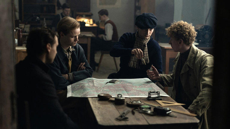 Alcuni dei protagonisti di Numero 24. 