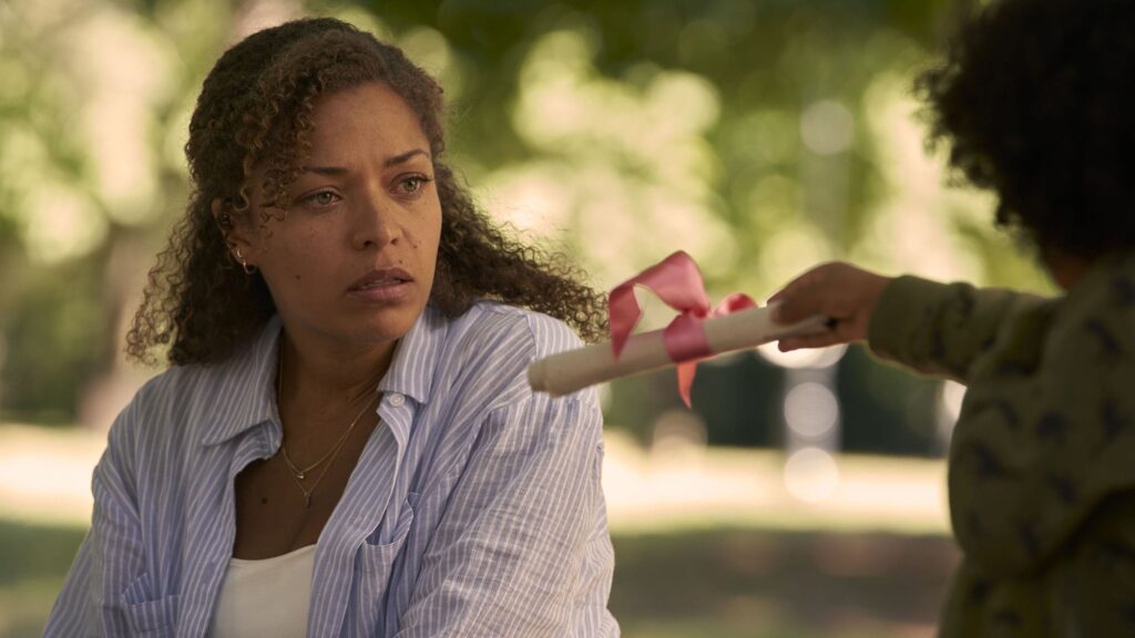 Antonia Thomas in Bagman