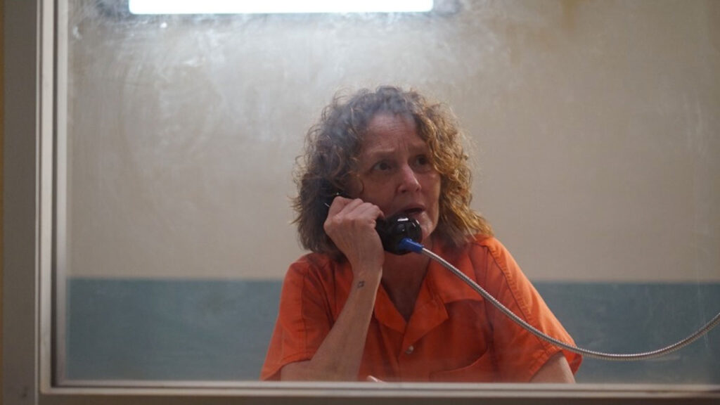 Come finisce il film Ida Red: una storia familiare travagliata Una scena di Ida Red