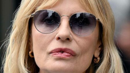 Isabella Ferrari viso