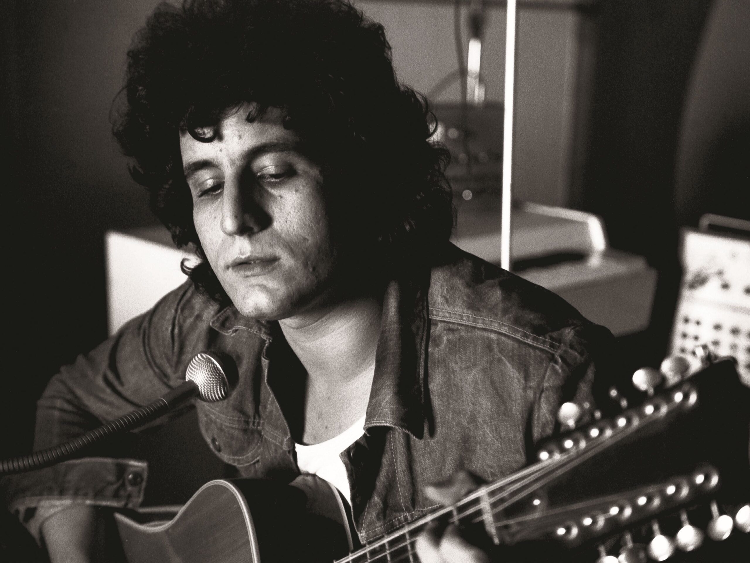 Pino Daniele da giovane