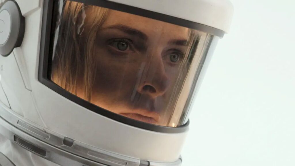 Rebecca Ferguson in Silo 2