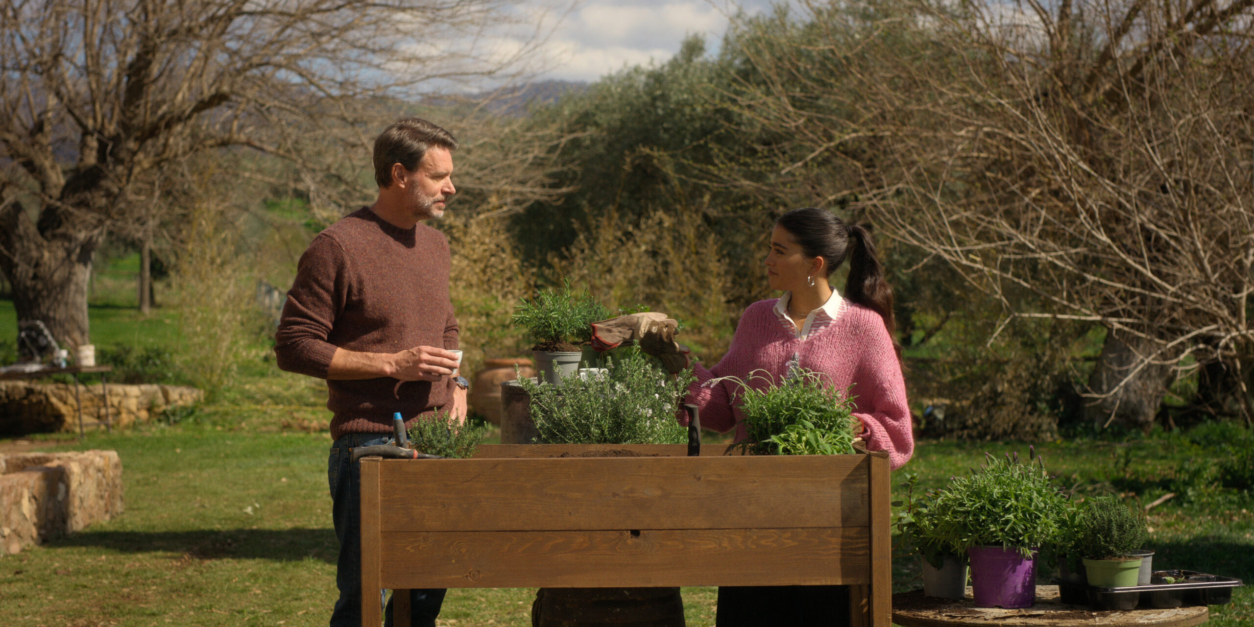 Scott Foley e Maia Reficco in una scena de La Dolce Villa. 