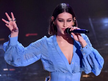 Chiamo io, chiami tu, il significato e il testo del brano di Gaia a Sanremo 2025 La cantante Gaia