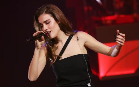 Febbre, il significato e il testo della canzone di Clara a Sanremo 2025 Clara Soccini