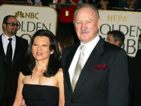 Gene Hackman, le indagini sulla sua morte proseguono: “Elementi sospetti da verificare” Gene Hackman e Betty Arakawa