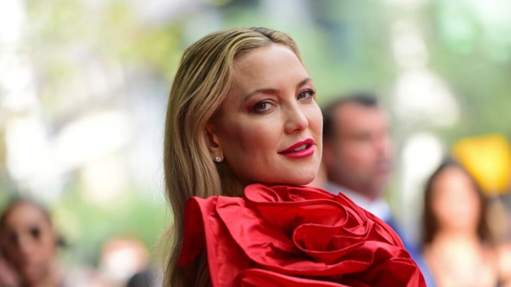 Kate Hudson rinunciò a Il Diavolo veste Prada e ammette: “Una scelta sbagliata” Kate Hudson