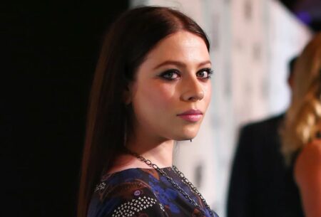 È morta Michelle Trachtenberg, la star di Buffy e Gossip Girl aveva 39 anni Michelle Tratchenberg