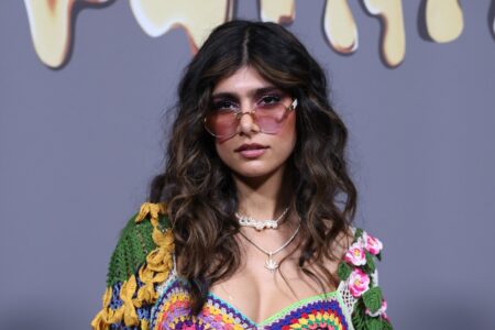 Mia Khalifa ossessionata da Cuoricini dei Coma_Cose, chiede aiuto e il duo risponde (VIDEO) Mia Khalifa