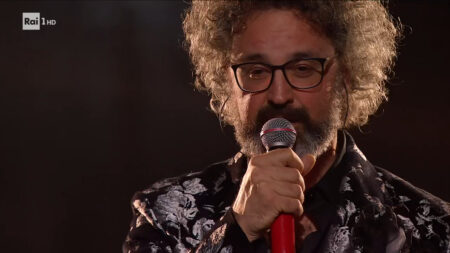 Simone Cristicchi a Sanremo 2025