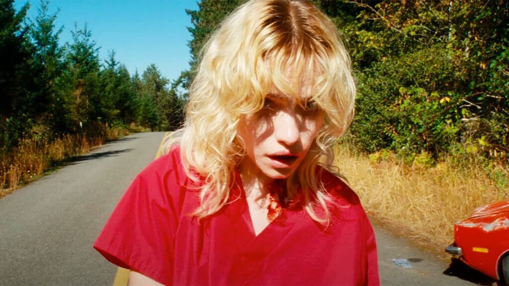 Una scena dal film horror Strange Darling