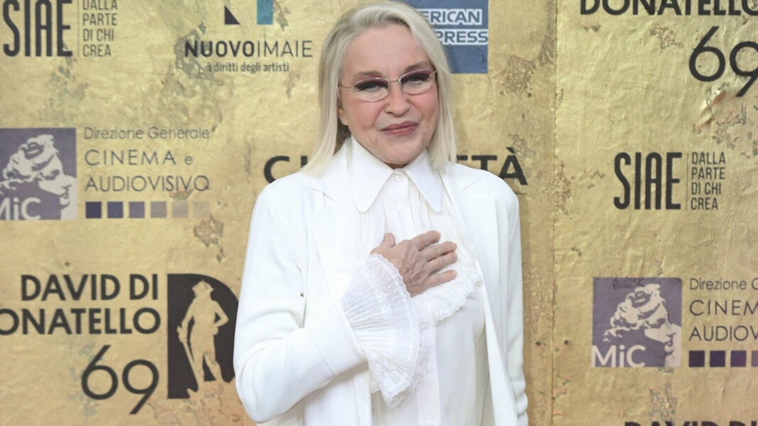 Eleonora Giorgi, quel “no” a Sanremo 2022 la ferì molto: svela Rita Rusic Eleonora Giorgi ai David