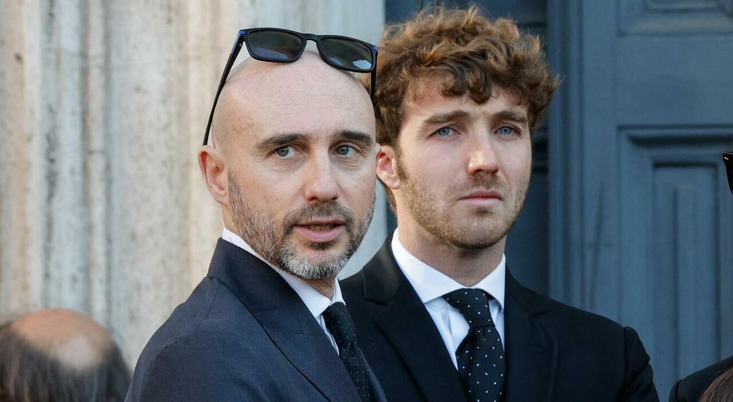 I figli di Eleonora Giorgi ai funerali